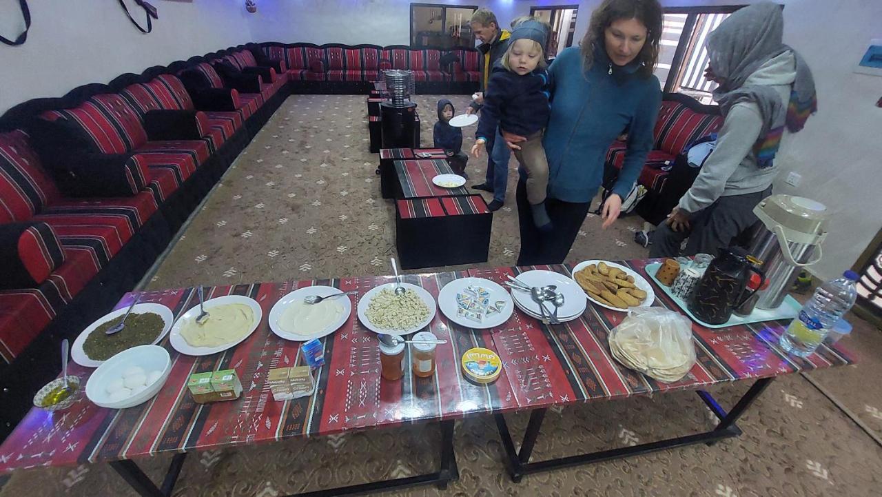 Wadi Rum Oryx Hostel & Tours Exterior photo
